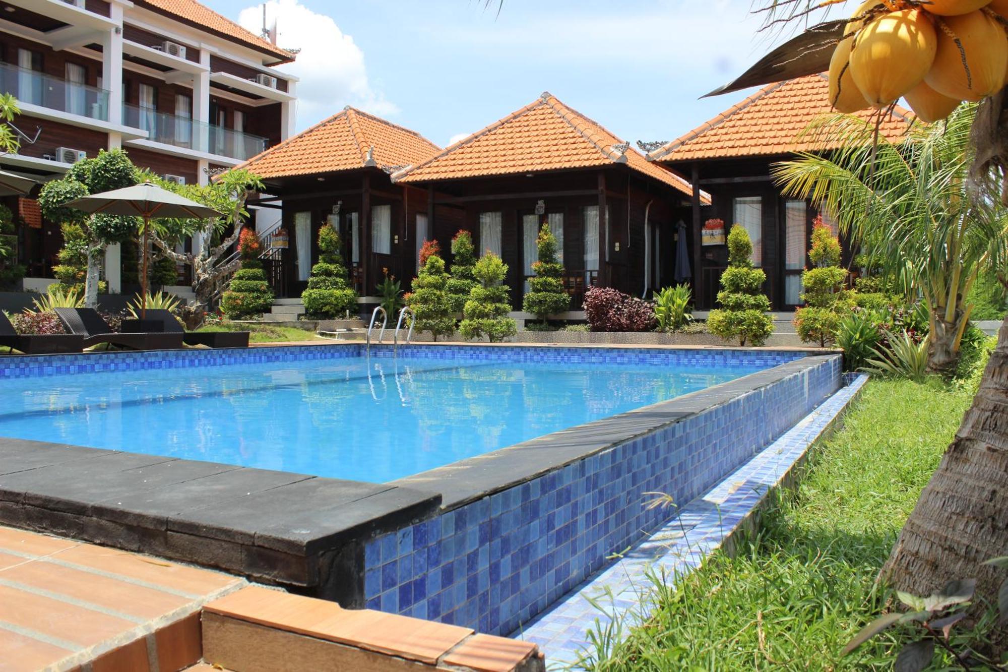 Nusa Sedayu Hotel By Ocean View Batununggul Exterior photo